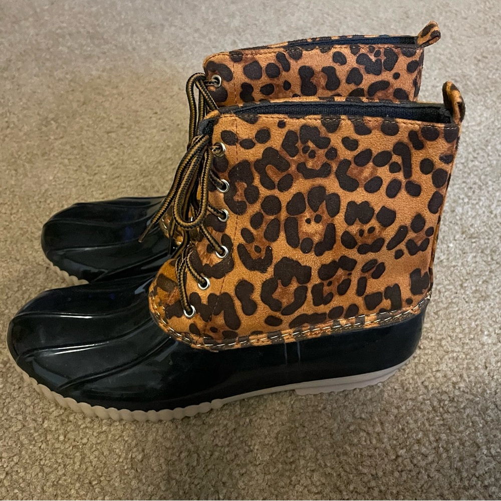 Like new leopard rain boots. Boutique brand